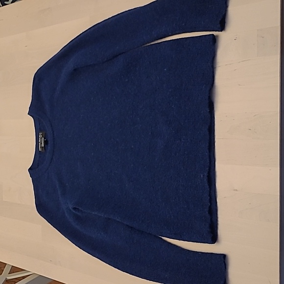 EUC Banana Republic Crew Neck Filpucci Wool Yarn Dark Blue Sweater - Picture 9 of 11